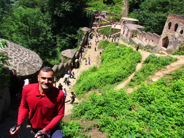 Zanjan heights to Rudkhan castle Trekking