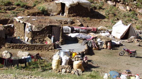 Nomadic cottage near Fereydunshahr