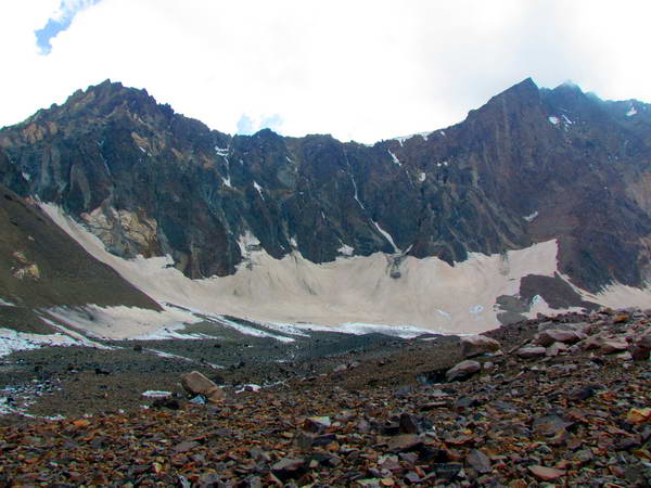 Alam Chal ( Alam Kuh mountain )