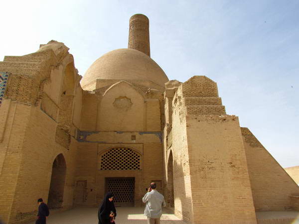 Historic Barsian mosque & minaret