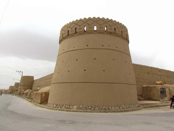Towers and fortifications of Qortan Citadel
