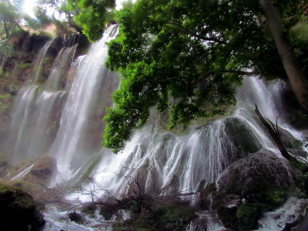 Zarde Limeh waterfall