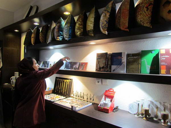 A store for cultural products in The yard of Isfahan Music Museum