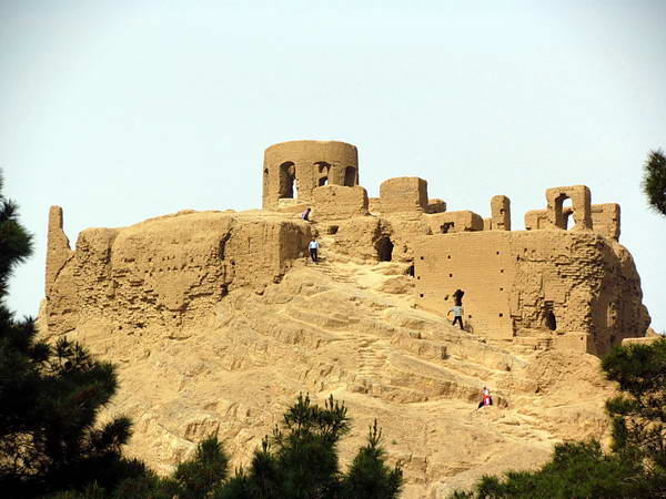 Fire temple of Isfahan ( Atashgah mount )