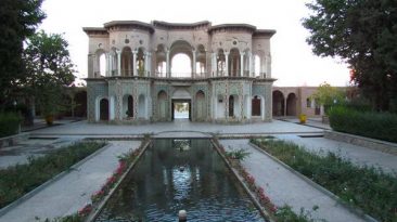 Shahzadeh Mahan garden