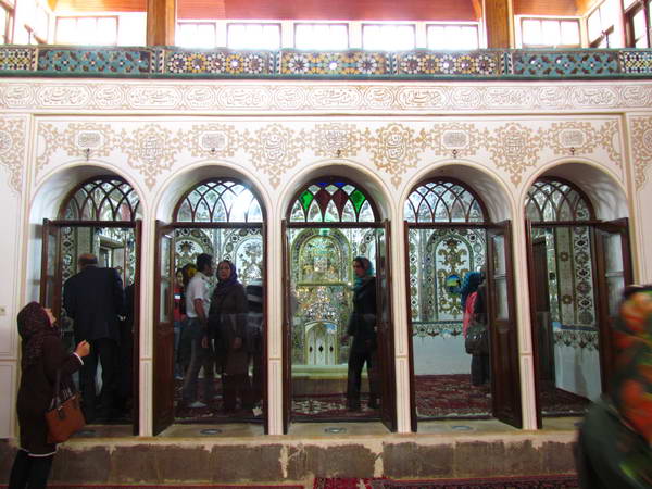 Tomb room in Angoorestan-e malek mansion