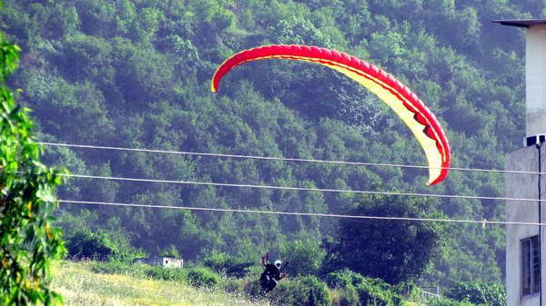 Paragliding flight site of Mehdi Rajeh Behshahr