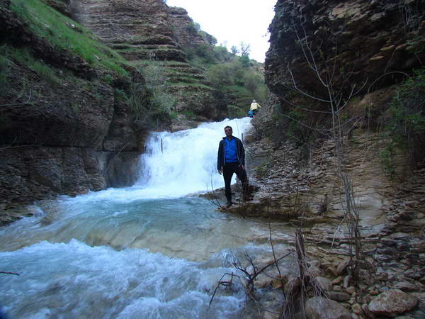 Mazeh Khaki River & waterfall