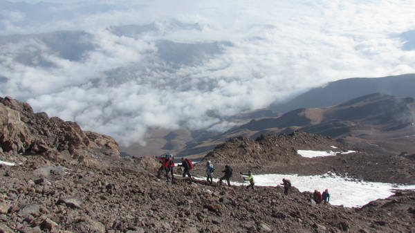 Climbing to Damavand Peak from the northeastern front