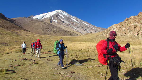 On returning from Damavand peak from the northeastern front