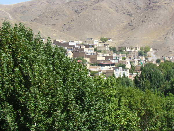 One of villages near Zayandeh Rud