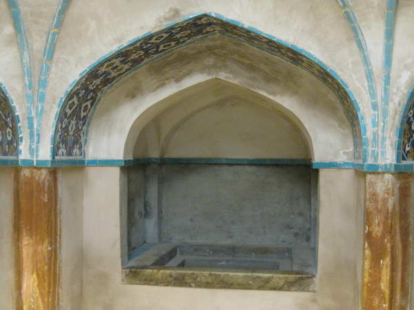 Khazineh (A small pool with hot water) - Ganjali Khan Historical Bathhouse, Kerman