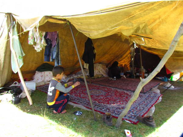 Bakhtiaries and their tent, around the Lebd village