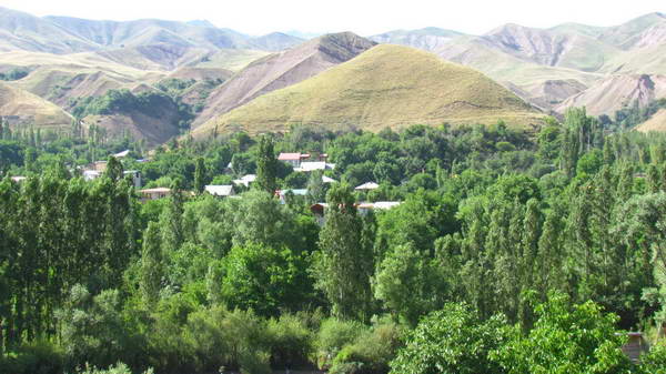 Nesa Bala village, Taleghan county