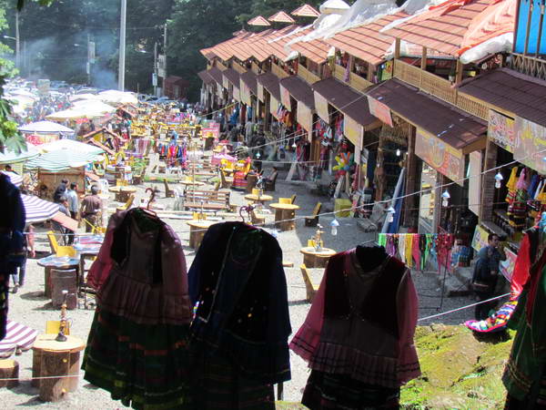 Rudkan Castel local Market