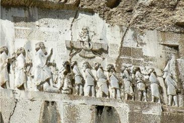 Darius (Bisotun) inscription and relief, Bisotun historical complex ( photo from Internet- kojaro.com)