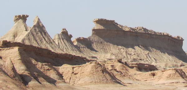 Kaluts of Mond region in Bushehr province