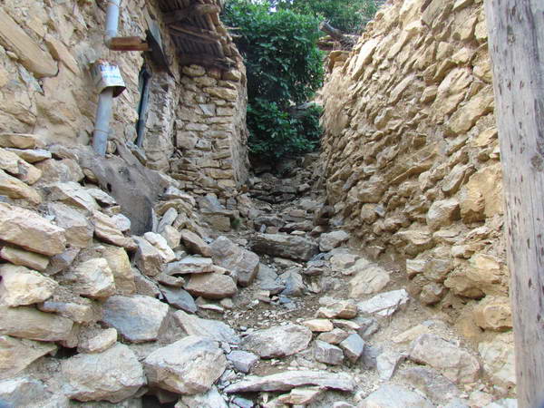 Sloping alleys in Naw village