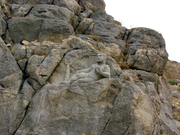 Statue of Hercules, Bisotun historical complex