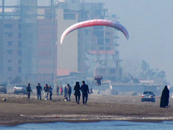 Fereydunkenar Beach, a Site for paragliding sport