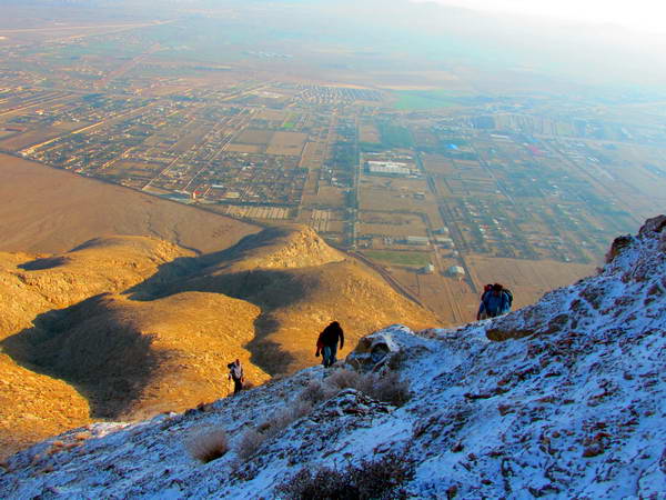 Climb to Shah Kooh mountain in the south of Isfahan