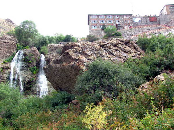 Shirpala Shelter and the twin waterfalls